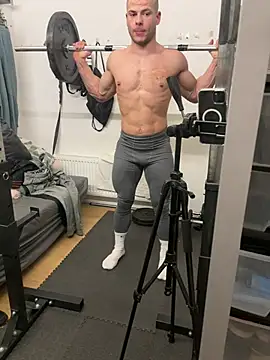 pesyelisa online show from February 25, 2025, 6:42 pm