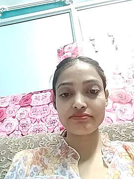 Kavyacute08 online show from November 17, 2025, 4:57 pm