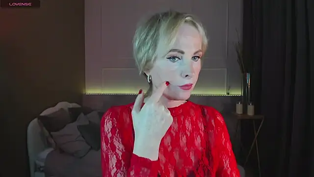 Snapshot of Sandra_Kind chatting on February 27, 2025, 5:45 am Sandra Kind online show from February 27, 2025, 5:45 am