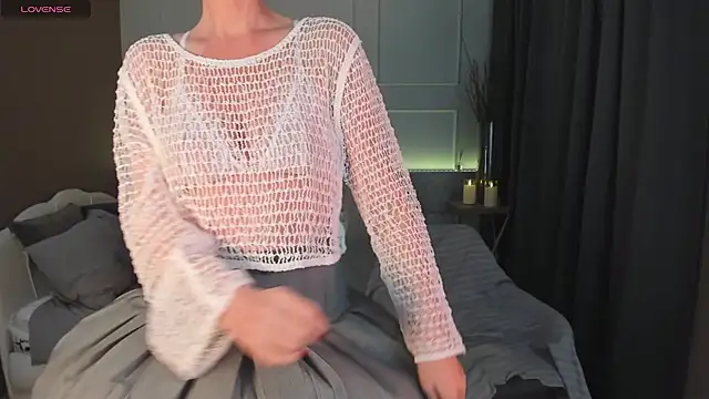 Snapshot of Sandra_Kind chatting on March 6, 2025, 11:25 am Sandra Kind online show from March 6, 2025, 11:25 am