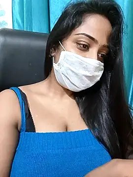 Snapshot of COZY_ROZI chatting on October 1, 2025, 6:36 pm COZY ROZI online show from October 1, 2025, 6:36 pm