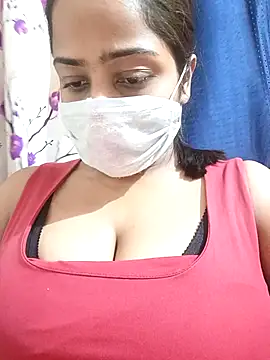 Snapshot of COZY_ROZI chatting on October 19, 2025, 2:18 pm COZY ROZI online show from October 19, 2025, 2:18 pm