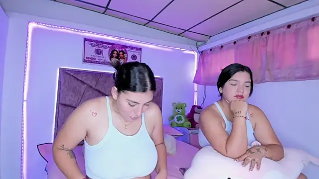 Snapshot of Cristal_Smith20 chatting on September 30, 2025, 12:43 pm Cristal Smith20 online show from September 30, 2025, 12:43 pm