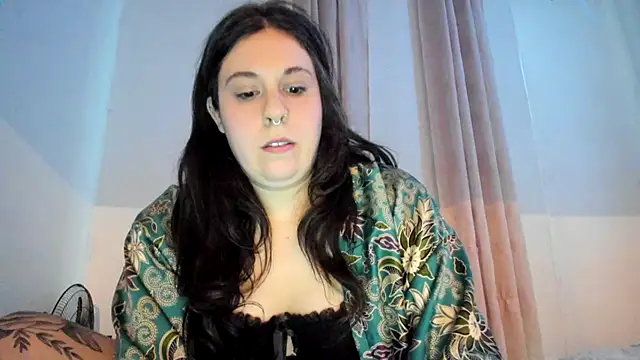 Snapshot of Rosiee69_ chatting on February 19, 2025, 10:09 pm Rosiee69  online show from February 19, 2025, 10:09 pm