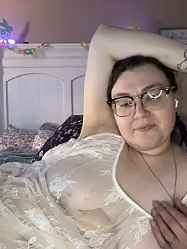 Snapshot of HTXBELLE chatting on March 1, 2025, 3:38 pm HTXBELLE online show from March 1, 2025, 3:38 pm