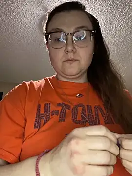Snapshot of HTXBELLE chatting on March 18, 2025, 4:26 am HTXBELLE online show from March 18, 2025, 4:26 am
