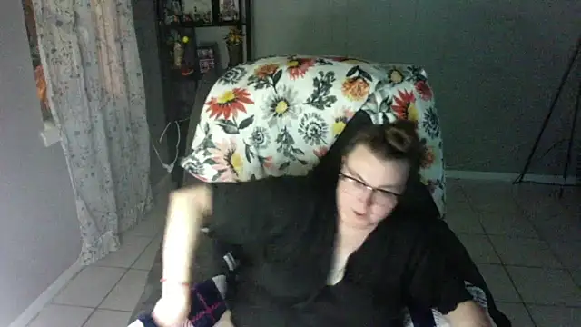 Snapshot of HTXBELLE chatting on October 3, 2025, 8:55 am HTXBELLE online show from October 3, 2025, 8:55 am