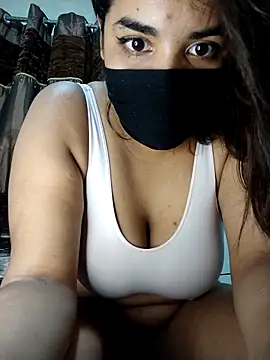 Louli ta online show from November 17, 2025, 9:53 pm