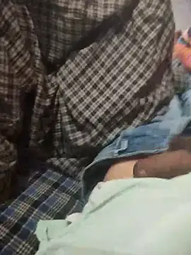 indian couple4 online show from November 25, 2025, 8:14 am