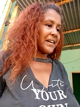 Snapshot of shirlihot chatting on November 3, 2025, 6:53 pm shirlihot online show from November 3, 2025, 6:53 pm