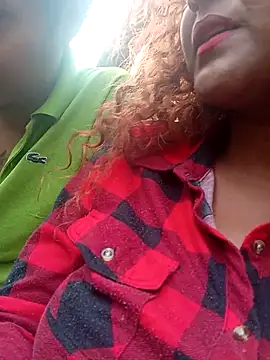 Snapshot of shirlihot chatting on November 28, 2025, 10:51 am shirlihot online show from November 28, 2025, 10:51 am