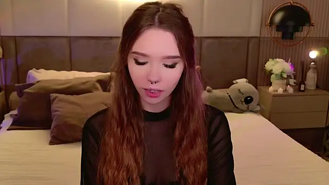 Sierra Fane online show from March 18, 2025, 11:42 pm