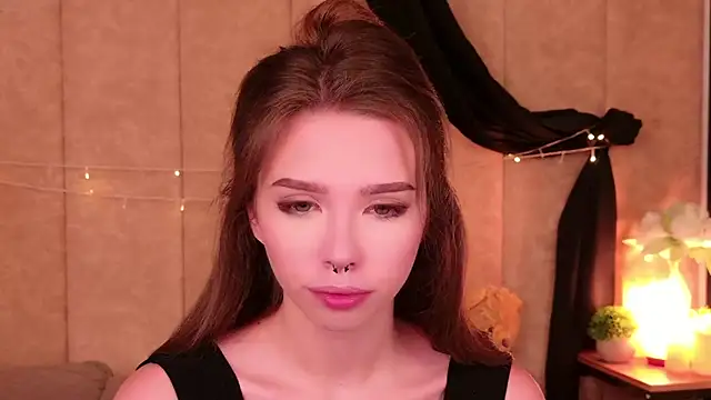 Sierra Fane online show from September 25, 2025, 5:44 am