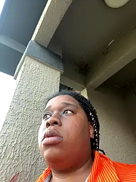 Snapshot of Deshay30 chatting on September 30, 2025, 11:54 pm Deshay30 online show from September 30, 2025, 11:54 pm