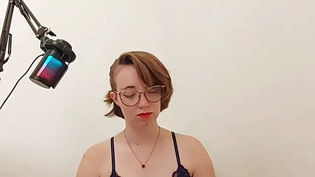 Elise Nyx online show from September 26, 2025, 1:59 pm