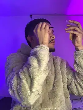 Snapshot of eross_chipre_ chatting on November 1, 2025, 4:58 am eross chipre online show from November 1, 2025, 4:58 am