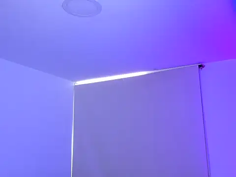 Snapshot of eross_chipre_ chatting on November 15, 2025, 9:21 pm eross chipre online show from November 15, 2025, 9:21 pm