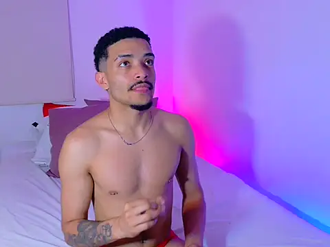 Snapshot of eross_chipre_ chatting on December 13, 2025, 10:26 pm eross chipre online show from December 13, 2025, 10:26 pm