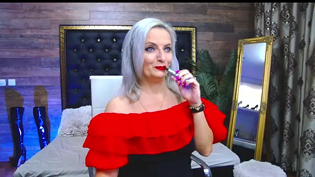 Snapshot of LadyTouch chatting on February 23, 2025, 12:19 am LadyTouch online show from February 23, 2025, 12:19 am