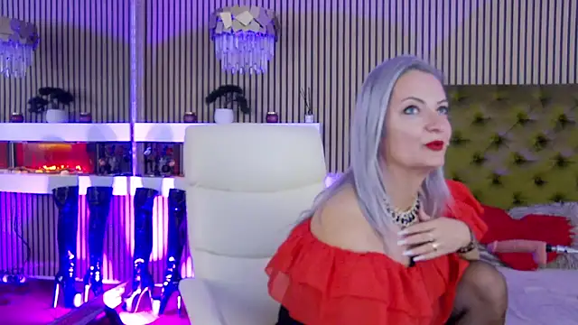 Snapshot of LadyTouch chatting on September 29, 2025, 12:49 am LadyTouch online show from September 29, 2025, 12:49 am