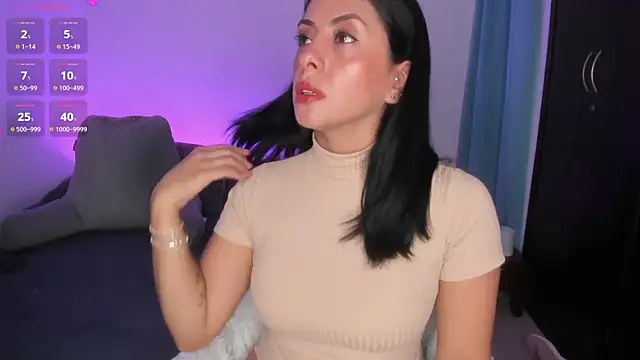 Snapshot of _lucianapalmer chatting on November 13, 2025, 12:15 pm lucianapalmer online show from November 13, 2025, 12:15 pm