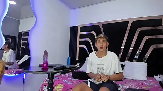 Noahoconor online show from March 5, 2025, 2:57 am