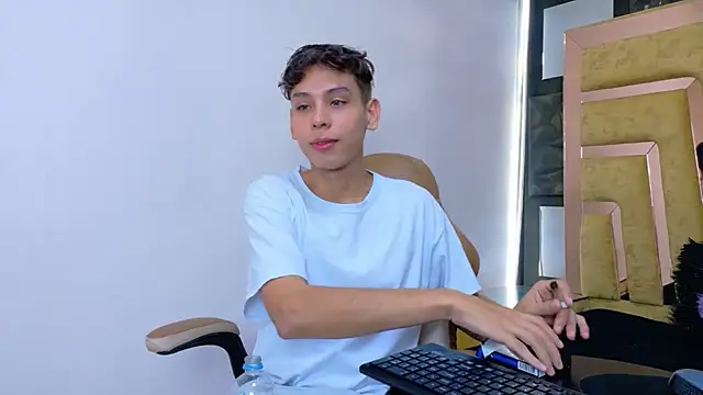 Noahoconor online show from September 11, 2025, 7:47 pm