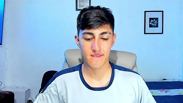 babymaik online show from December 14, 2025, 5:46 am