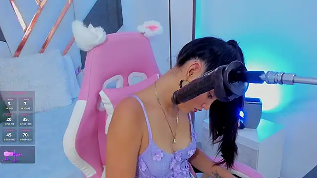 Snapshot of cutie_sarax1 chatting on October 18, 2025, 12:28 pm cutie sarax1 online show from October 18, 2025, 12:28 pm