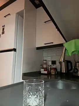 Snapshot of laraaaaaa chatting on March 18, 2025, 8:37 pm laraaaaaa online show from March 18, 2025, 8:37 pm