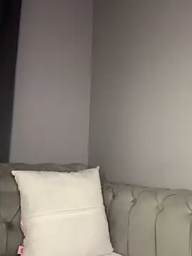 Snapshot of laraaaaaa chatting on November 20, 2025, 9:36 pm laraaaaaa online show from November 20, 2025, 9:36 pm