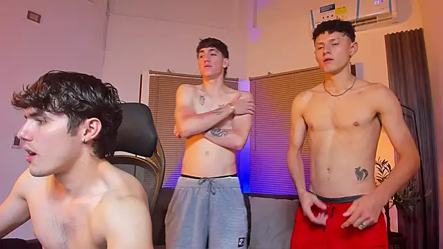 Fun BoysW online show from March 11, 2025, 1:59 am