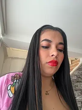 Snapshot of _SARA_69 chatting on October 30, 2025, 1:23 pm  SARA 69 online show from October 30, 2025, 1:23 pm