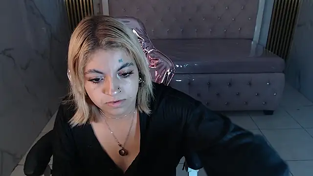 Snapshot of lili_conor_s chatting on March 22, 2025, 10:06 am lili conor s online show from March 22, 2025, 10:06 am