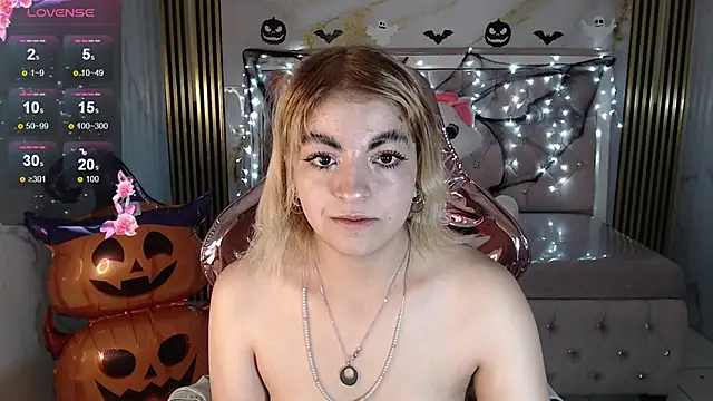 Snapshot of lili_conor_s chatting on October 4, 2025, 3:48 am lili conor s online show from October 4, 2025, 3:48 am