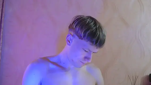 frama666 online show from October 28, 2025, 8:40 am