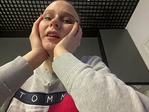 Snapshot of NatalyRose_ chatting on March 16, 2025, 3:58 am NatalyRose  online show from March 16, 2025, 3:58 am