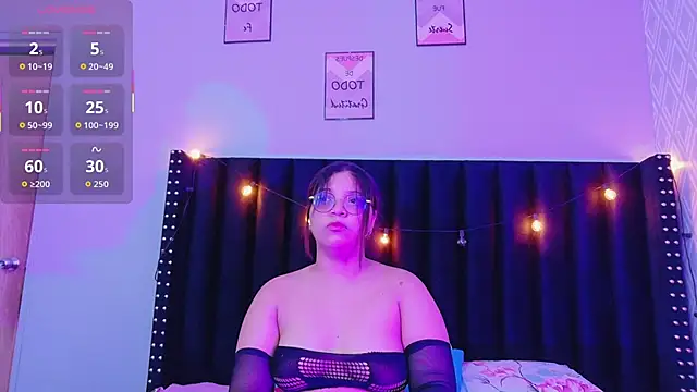 innocenthazel online show from November 2, 2025, 12:18 pm