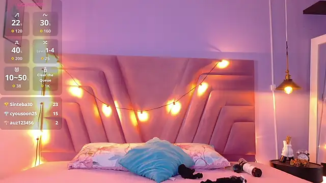 innocenthazel online show from November 8, 2025, 2:45 am