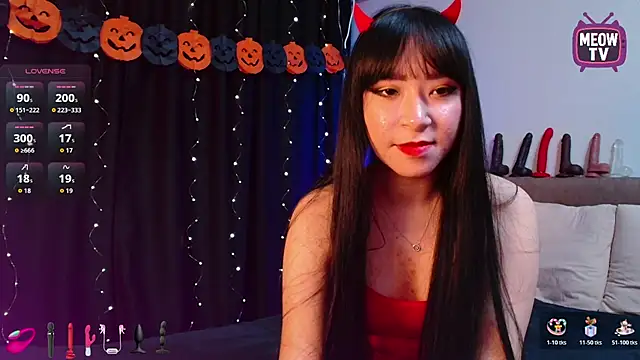 miyakimi0101 online show from October 27, 2025, 2:04 am