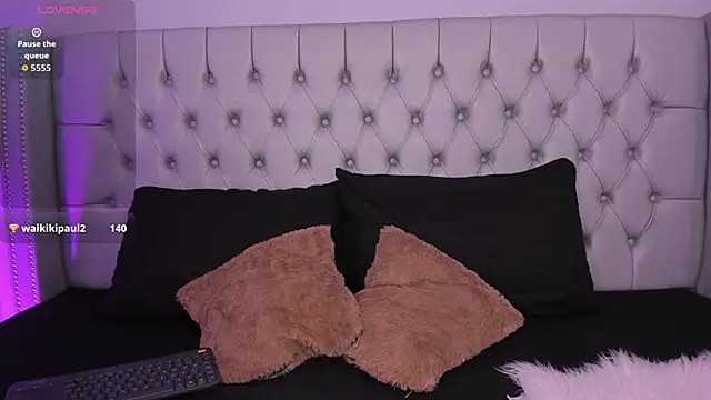 Gracia-Carrera online show from November 14, 2025, 3:49 am