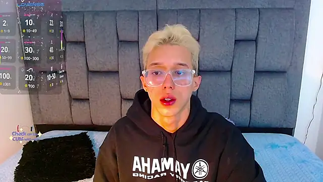 skinny bigcock02 online show from September 18, 2025, 11:29 pm