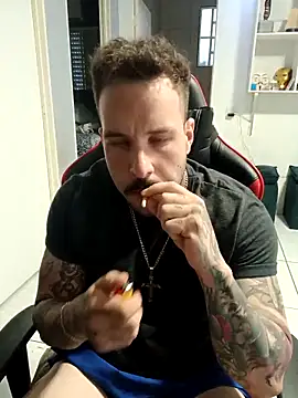 Snapshot of diroseno chatting on February 19, 2025, 7:48 pm diroseno online show from February 19, 2025, 7:48 pm