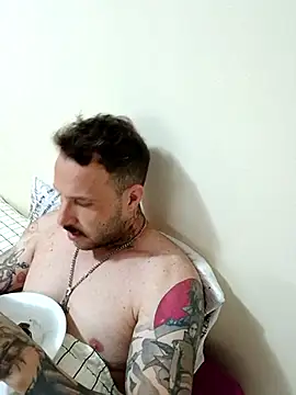 Snapshot of diroseno chatting on February 19, 2025, 11:04 pm diroseno online show from February 19, 2025, 11:04 pm