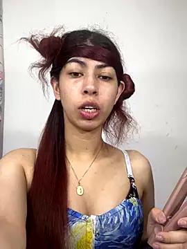 Snapshot of Cassie_bloom chatting on September 20, 2025, 11:28 pm Cassie bloom online show from September 20, 2025, 11:28 pm