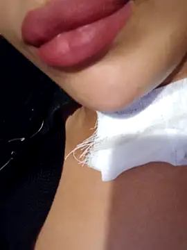 Snapshot of Sexlove1xo chatting on November 2, 2025, 7:38 pm Sexlove1xo online show from November 2, 2025, 7:38 pm