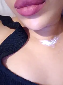 Snapshot of Sexlove1xo chatting on November 4, 2025, 11:53 am Sexlove1xo online show from November 4, 2025, 11:53 am