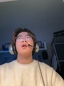 Anson0722 online show from December 3, 2025, 6:54 am