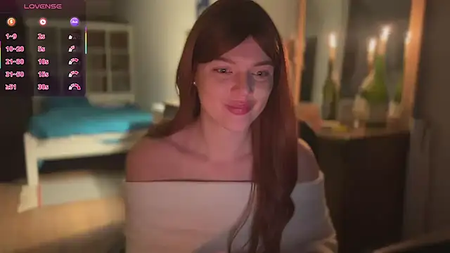 CherryRed Girl online show from October 28, 2025, 9:06 pm