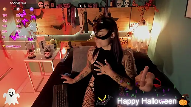 Snapshot of ChloeAllennn chatting on October 31, 2025, 12:06 pm ChloeAllennn online show from October 31, 2025, 12:06 pm